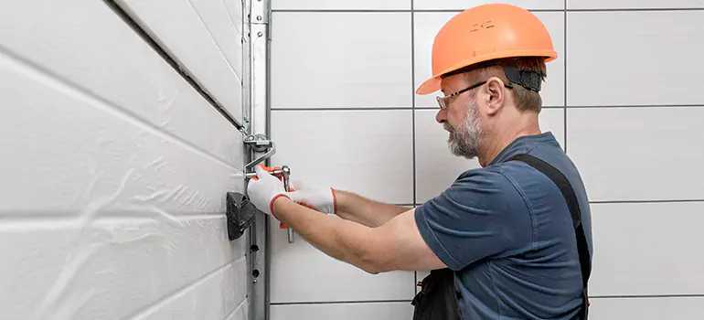 Garage Door Repair in San Carlos